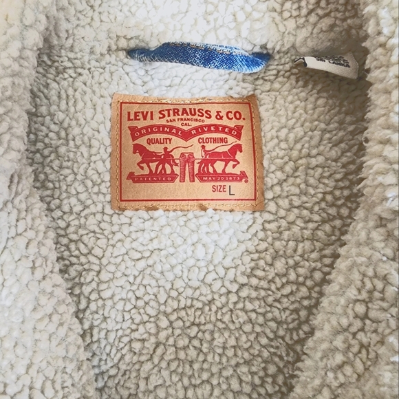 LEVIS Shearling Jean Jacket sz.Sm - Picture 3 of 3